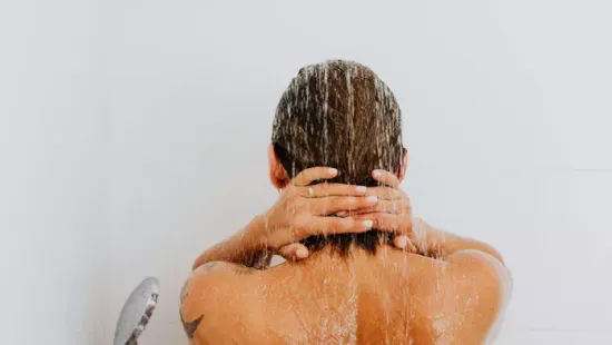 „Valami furcsát vettem észre zuhanyzás közben - 35 százalék volt az esélye annak, hogy meghalok"