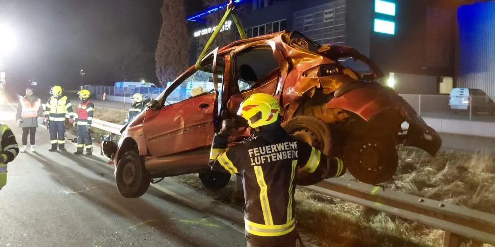 Osztrák autópályán akart megfordulni, meghalt a magyar sofőr