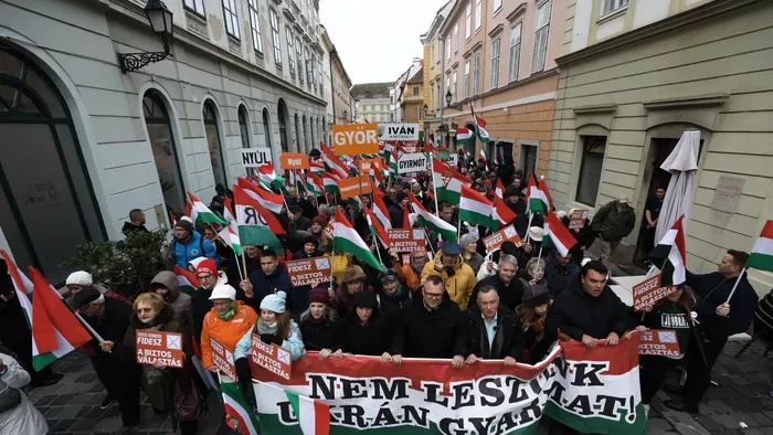 Fotókon a veszprémi Békemenet: Nem leszünk ukrán gyarmat