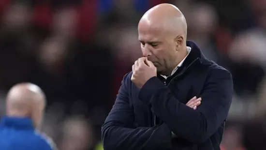 „Valamit rosszul csináltam” - Arne Slot aggódhat az állásáért