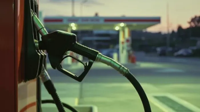 Miért nem tetszik a tiszásoknak a védett benzin ár?