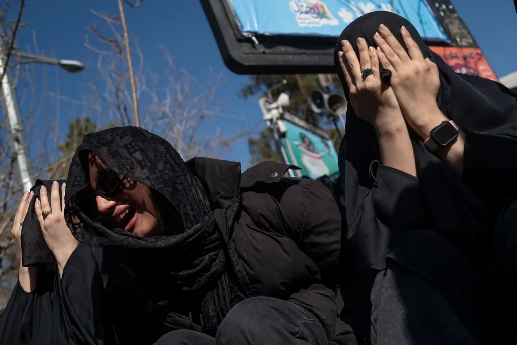 Iráni háborús képek