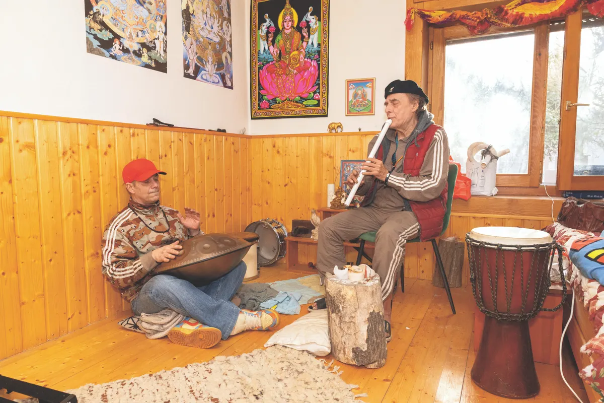 Laár András és O.G. Duck