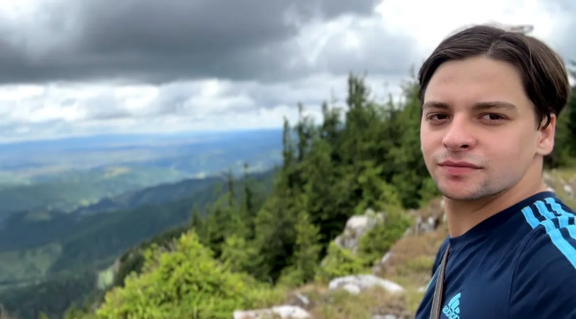 A Tourette-szindrómás Pandó, akit hősként ünnepeltek Németországban