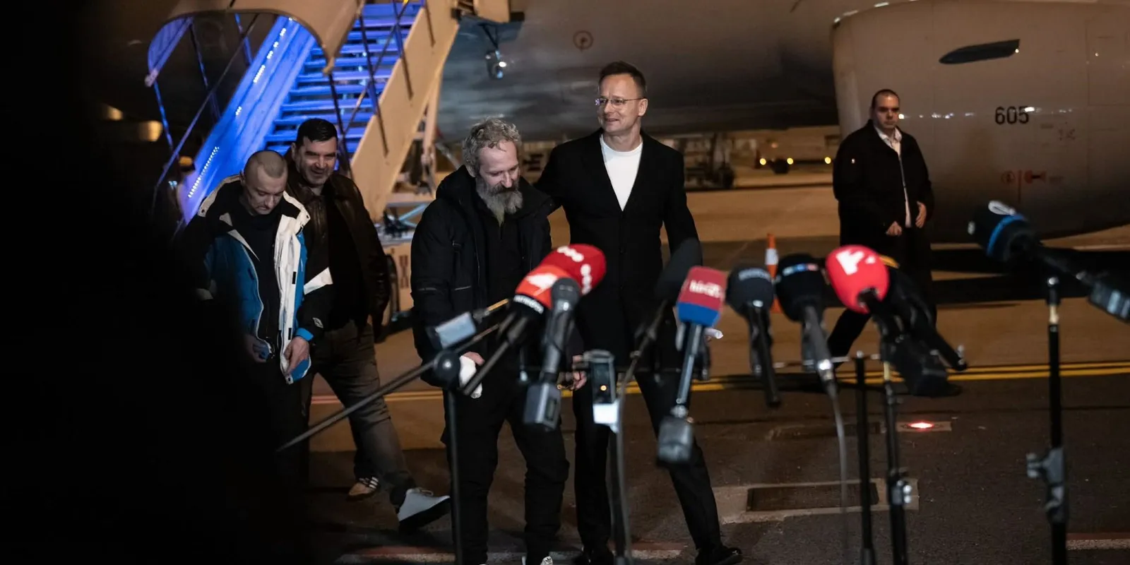 Mit mondana Ruszin-Szendi a két hazahozott hadifogolynak?