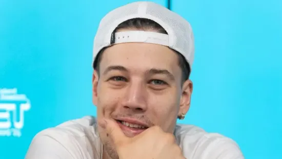 T. Danny végre megtörte a csendet: „Az igazság nem érdekel titeket, csak az orrom"