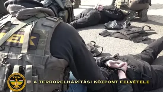 Botrány: a magyar választások befolyásolását akarták pénzelni az aranykonvoj szállítmányával?