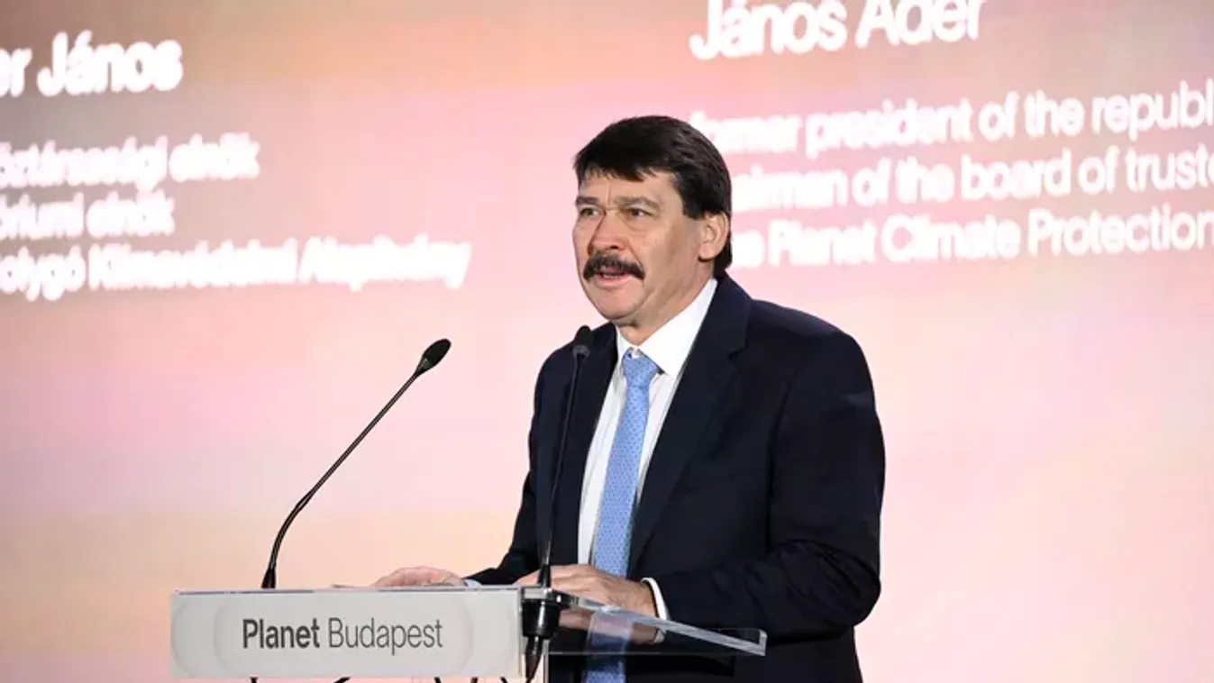 Áder János: a politikusi nyilatkozatok alapján a háború veszélye erősebb, mint két éve