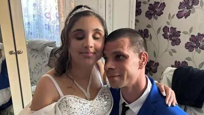 Elveszítették a reményt, utcára kerülhet a vak házaspár