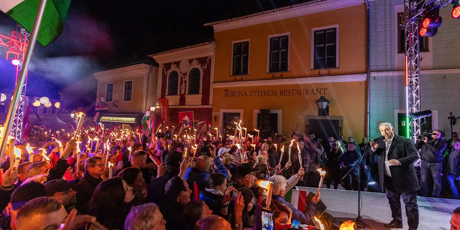 Nem hiszed el, ki várta Orbán Viktort Szentendrén – fotó