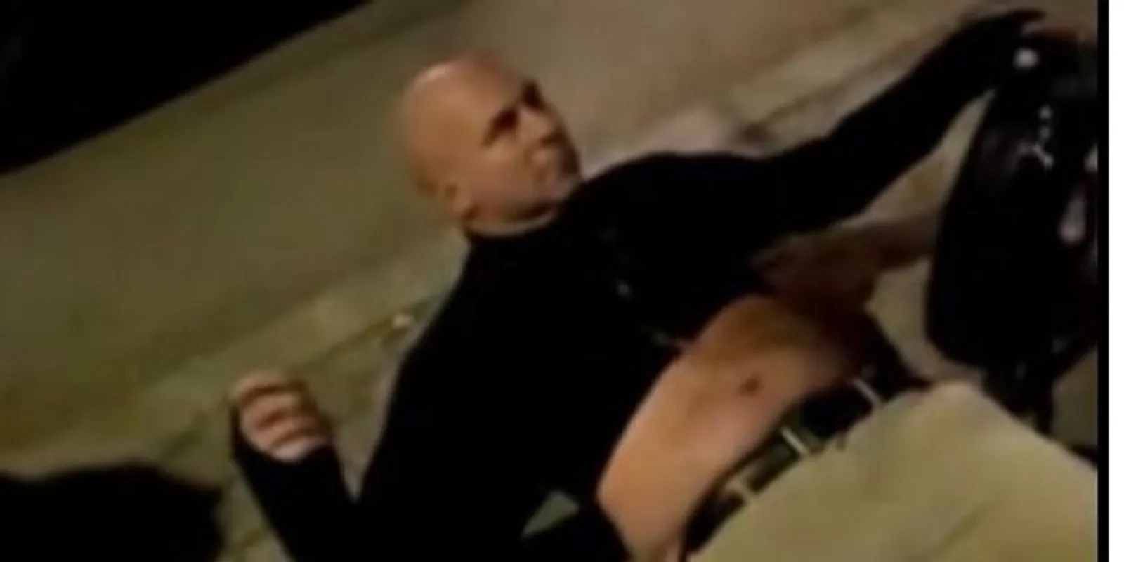 Földön húzva rángatták ki Szabó Bálintot a Tisza fórumáról