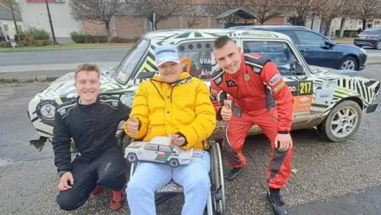 Kedvenceitől kapott támogatást a súlyos beteg Bence