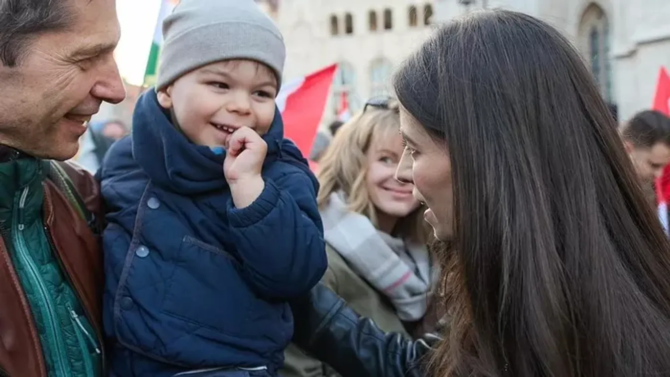 Szentkirályi Alexandra: Ez a mi ajánlatunk!