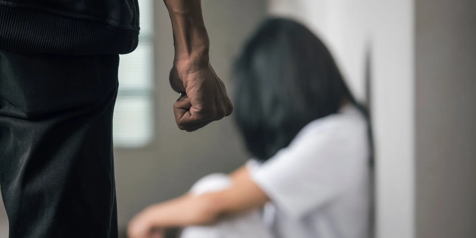 Bántalmazta feleségét az ukrán katona