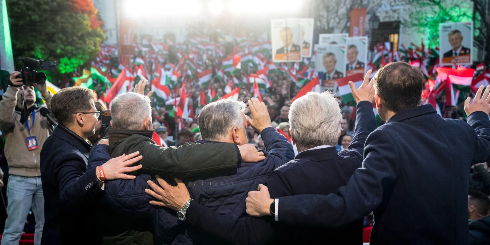 Így nézett ki Orbán Viktor országjárása Székesfehérváron