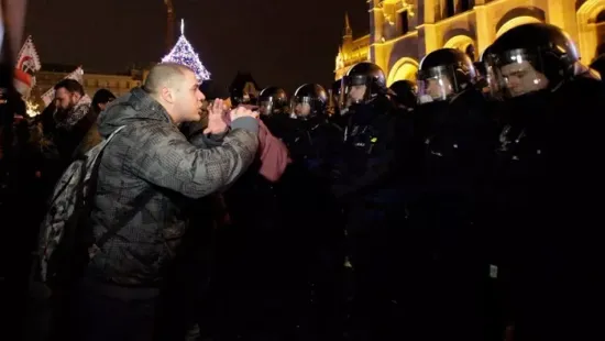 Ukrán katonák szerveznének puccsot a Kossuth térre, ha győz a Fidesz