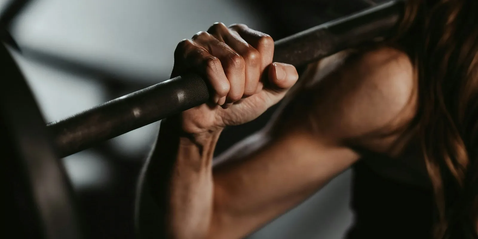 Súlyemelő lett egy teherautó baleset után az idős nő