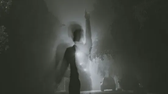 Kísértetek az út mentén – rémisztő történetek az elhagyatott utakról