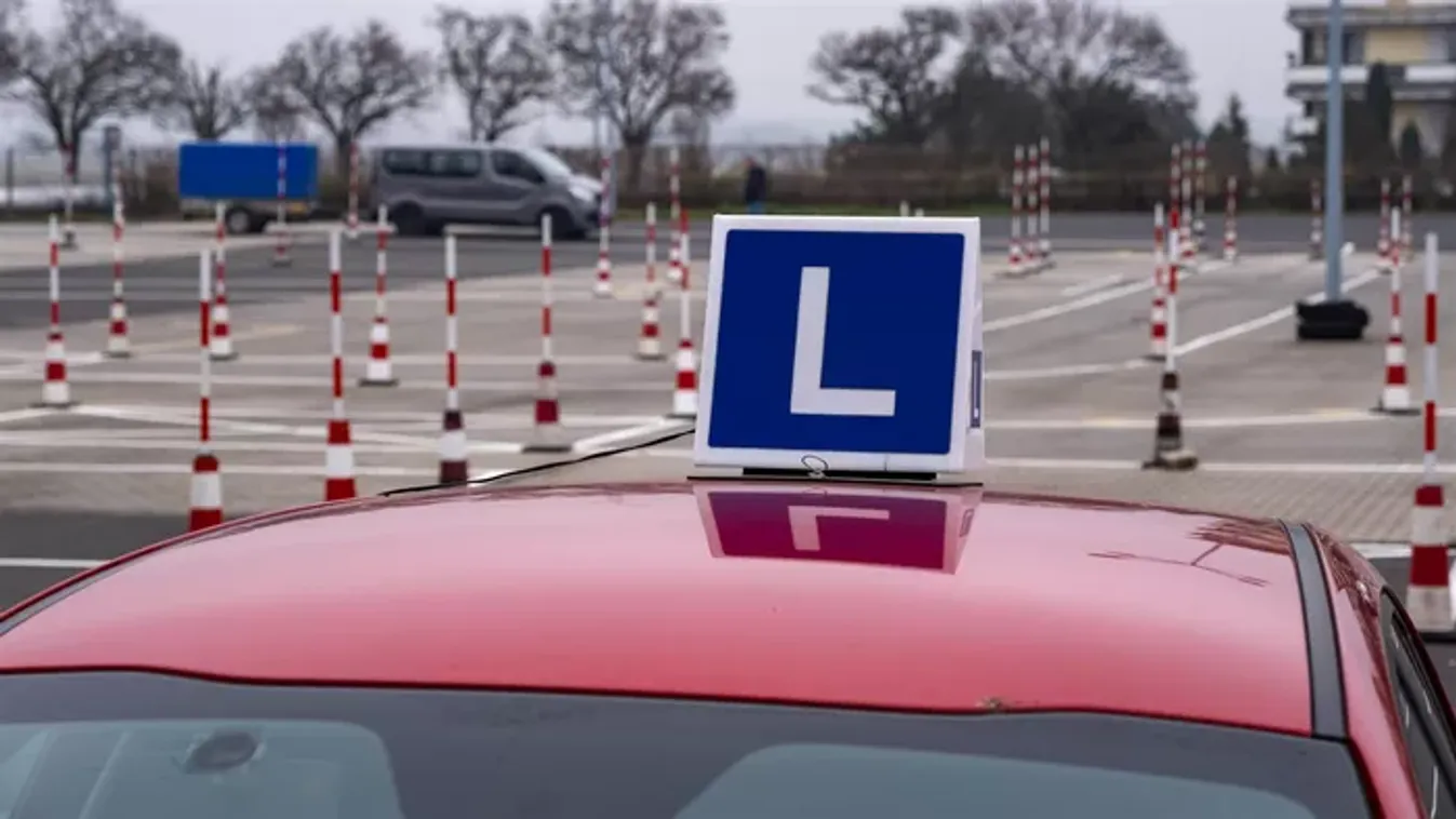 139. alkalommal tette le a KRESZ-vizsgát egy lengyel férfi