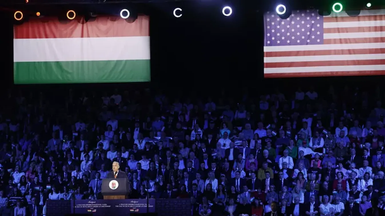 Óriási volt a tömeg: fotókon az amerikai-magyar nagygyűlés