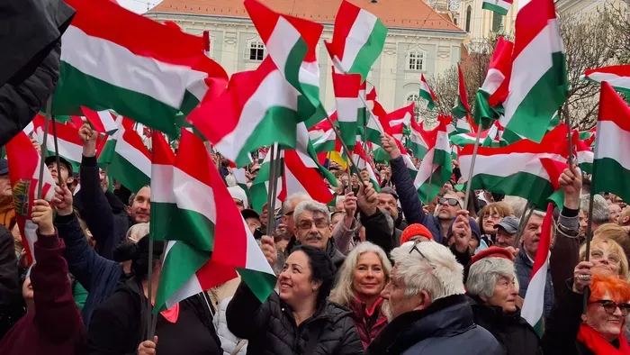 Elképesztő képek érkeztek a  székesfehérvári országjárásról