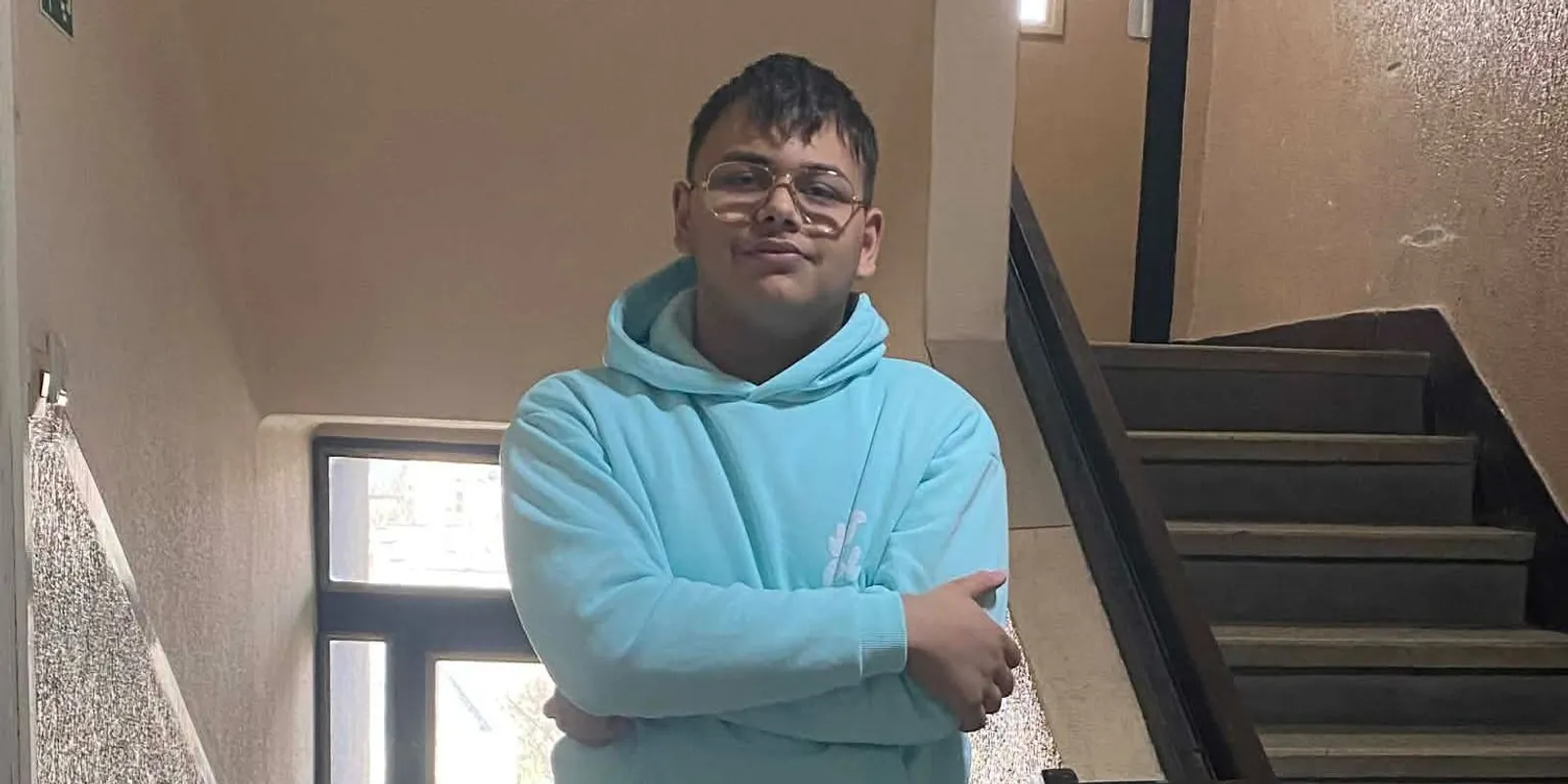 Riki bal oldala lebénult, csak egy különleges műtét segíthet