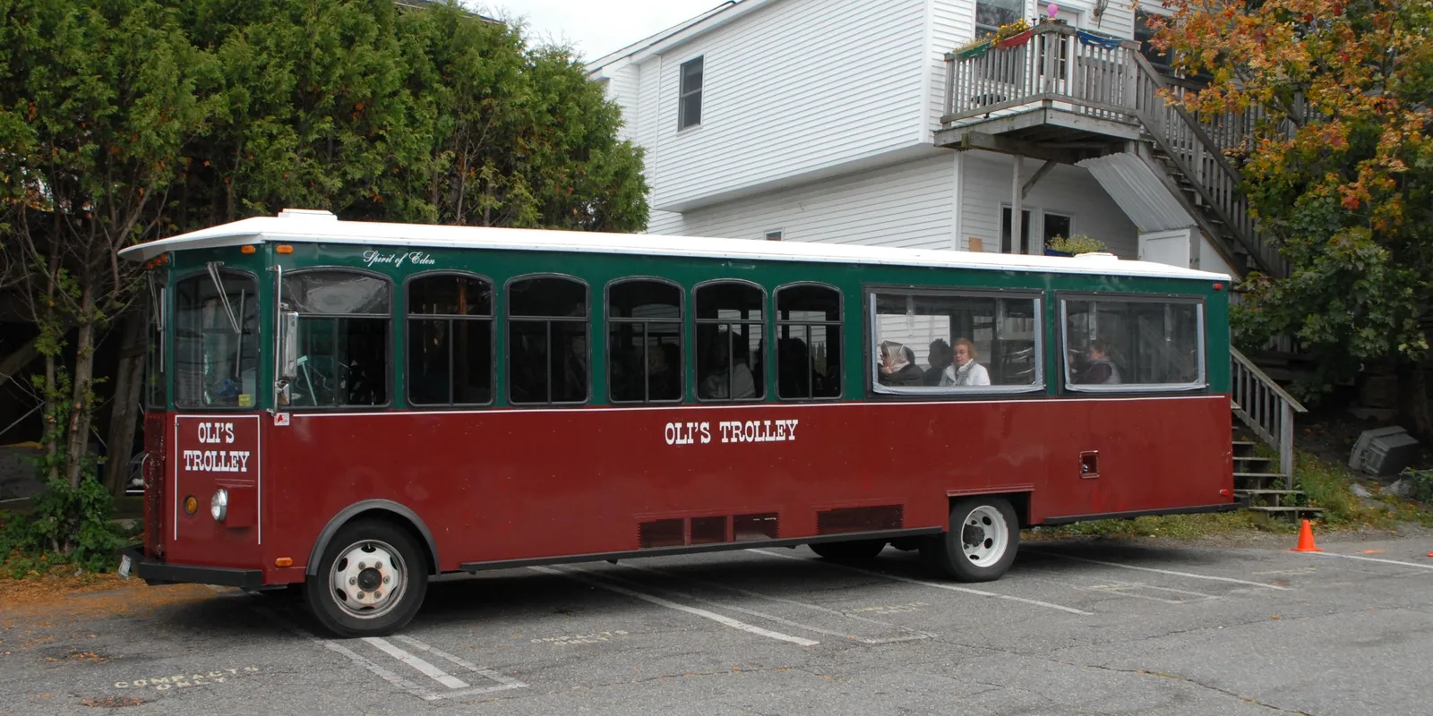 Retró galéria, íme a trolitörténet képekben