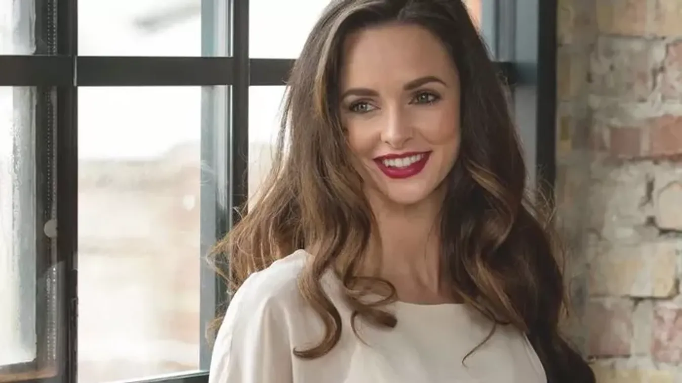 Szexi barátnők: Dobó Ági és Tücsi bikiniben pózolt