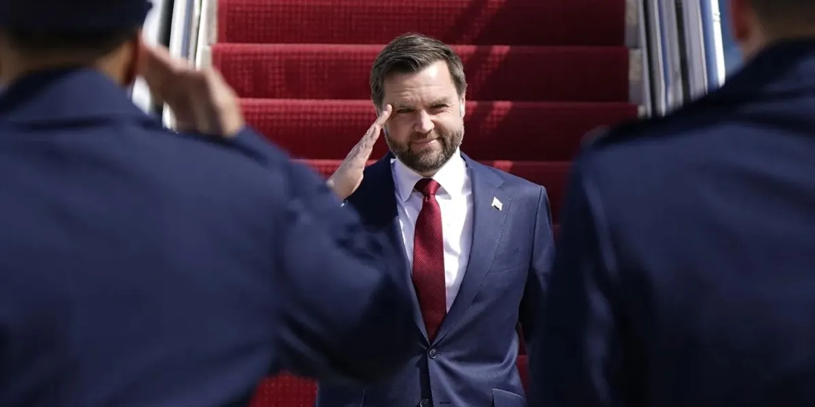 Itt kövesd az amerikai alelnök és Orbán Viktor találkozóját!