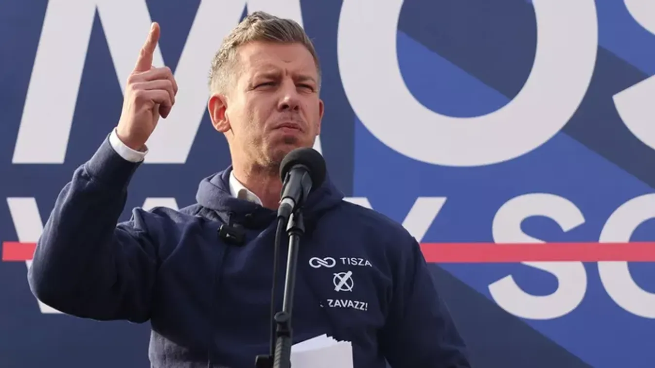 Ukrán nyelvű szórólapokkal kampányolnak Magyar Péter mellett Kárpátalján