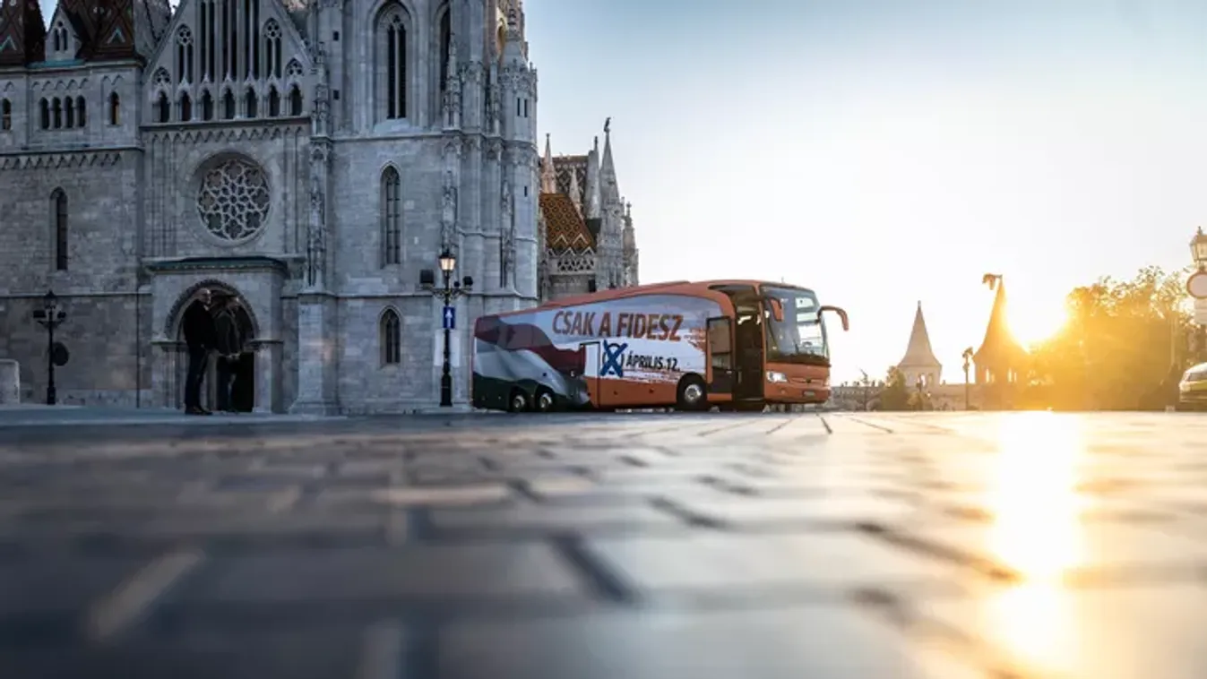 Orbán Viktor: 1 millió kézfogásra fel! Hajrá, Fidesz! Húzzuk be!