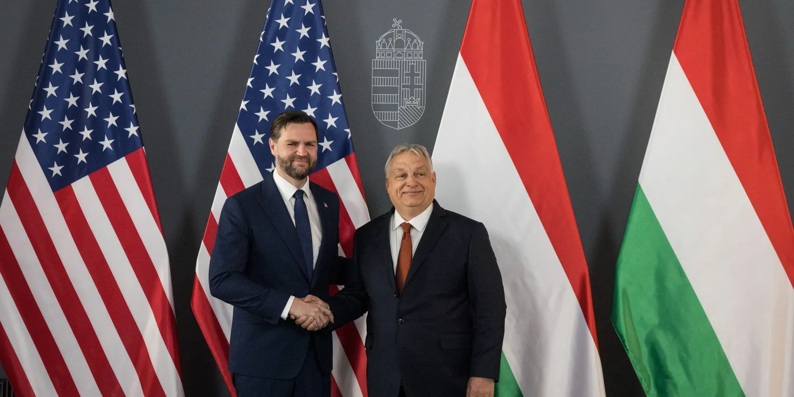 Orbán Viktor: Amerika velünk. Fel, győzelemre!