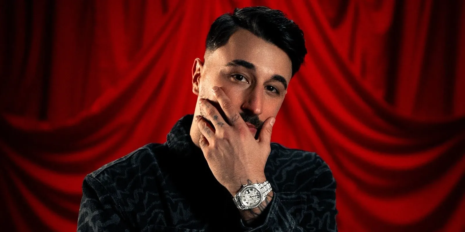 KKevin végre megszólalt: ilyen lányokért rajong igazán