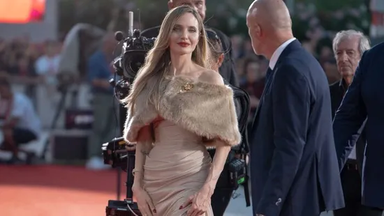 Aggódnak a rajongók: Angelina Jolie sokkoló külseje miatt találgat a világ – „Beteg?”