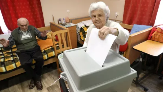 Elképesztó módszerrel próbálják a csalók átverni az időseket