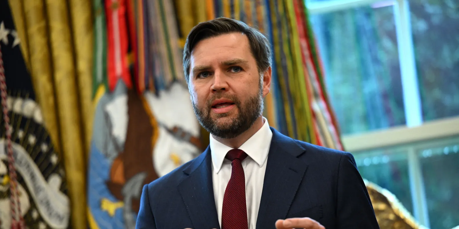 Rozsdaövezetből a Fehér Házig, onnan Budapestig