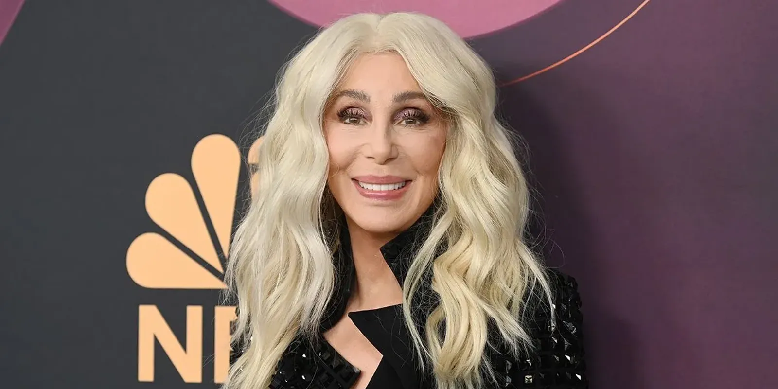 Cher telefonon tudta meg, hogy van egy 15 éves unokája