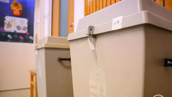 39 ezer delegált a szavazatszámláló bizottságokban
