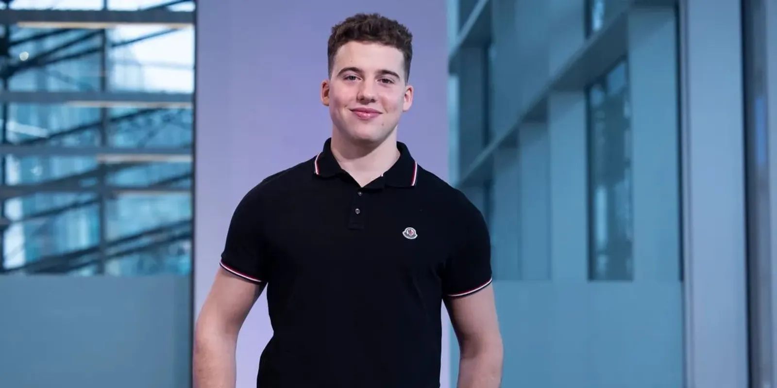 Életében először szavaz Ifjabb Schobert Norbi