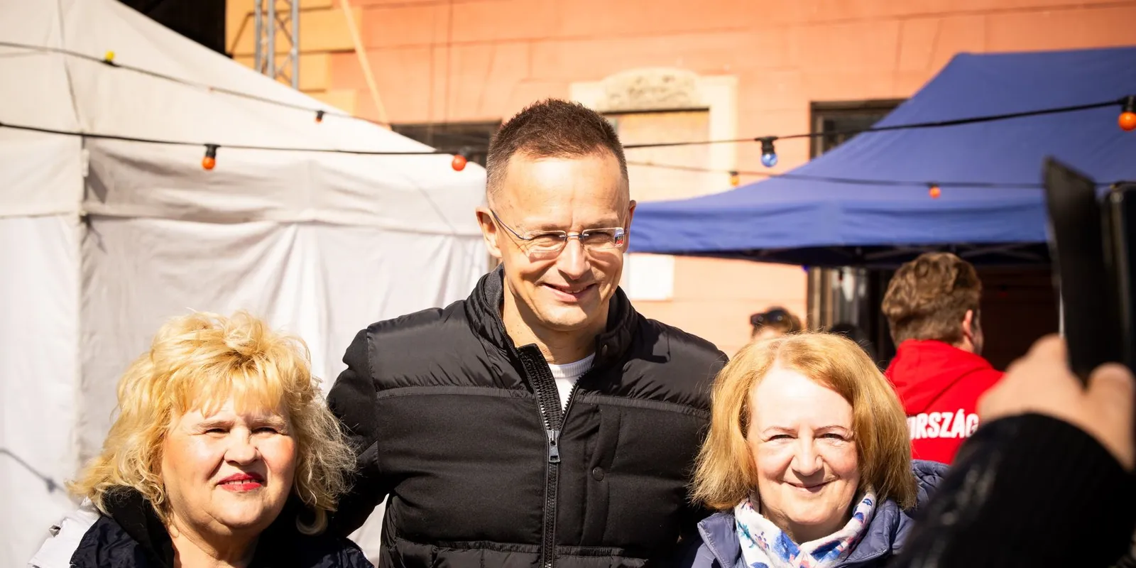 Ellenzékiekkel találkozott Szijjártó Péter – Videó