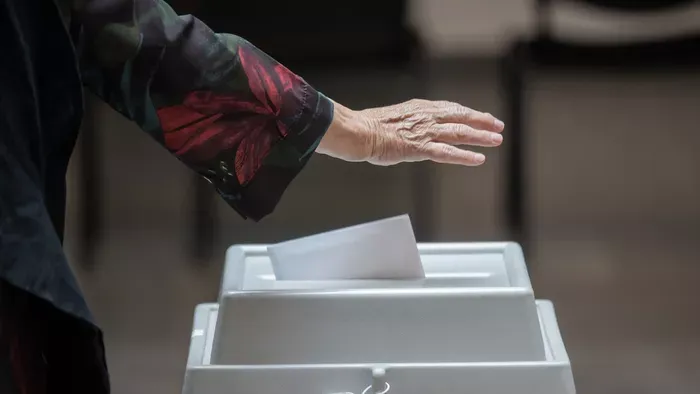 Délig még lehet mozgóurnát igényelni