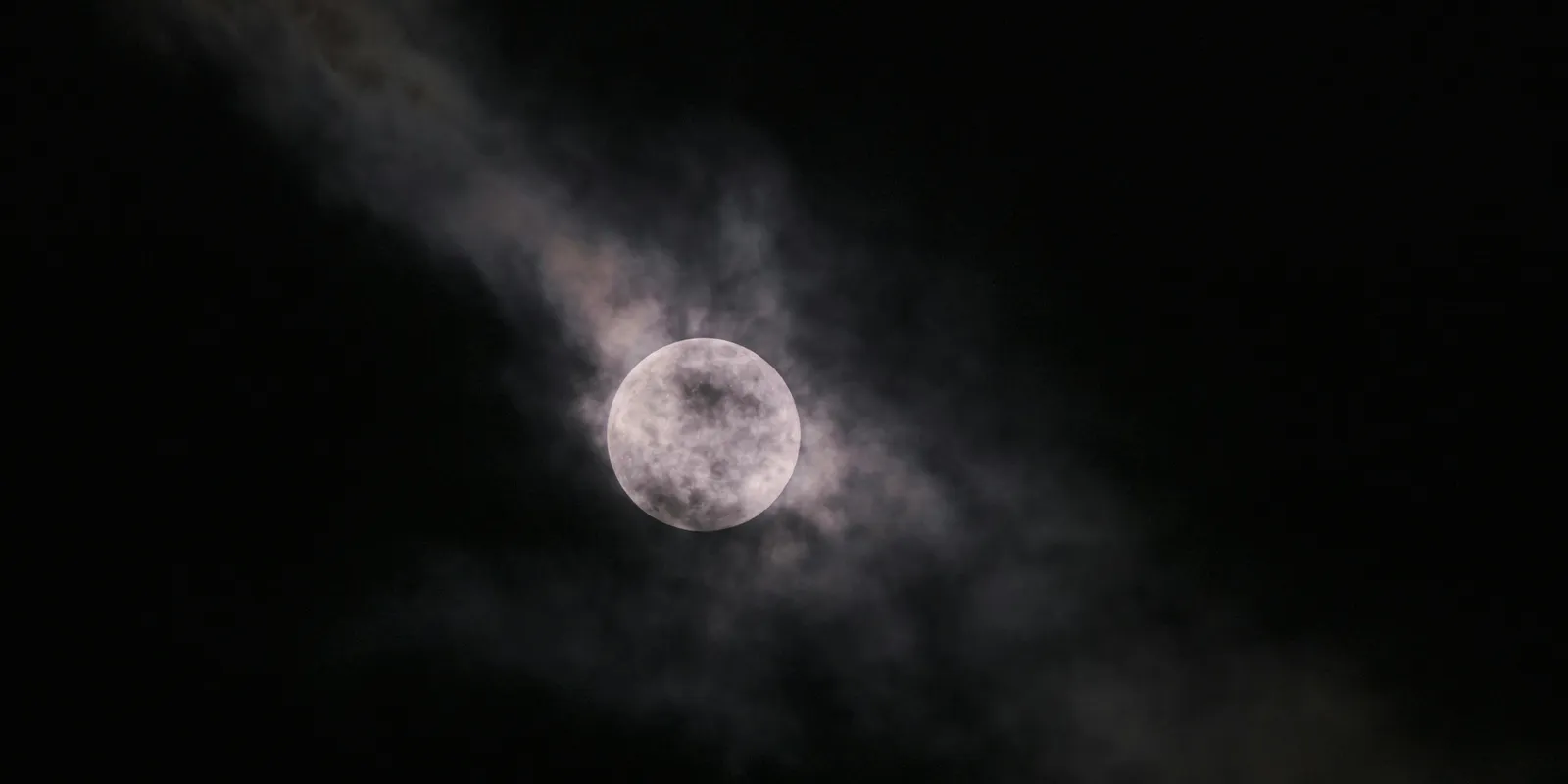 A főboszorkány szerint eljött az igaz szerelmek ideje