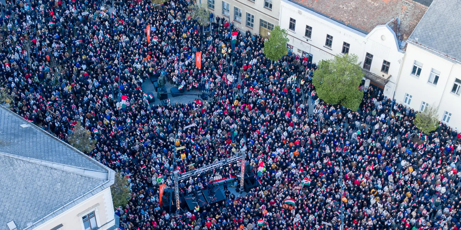 Ilyen volt a debreceni békemenet - Galéria