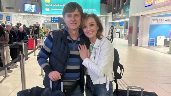 Őrület Los Angelesben: Szandi férje spontán koncertet adott egy boltban