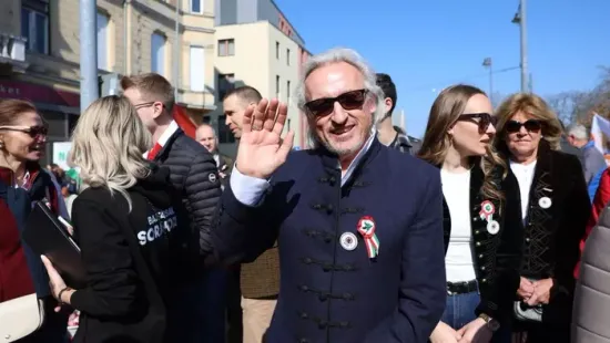 Sasvári Sándor: „Isten ments, hogy az ellenzék kerüljön kormányra!”