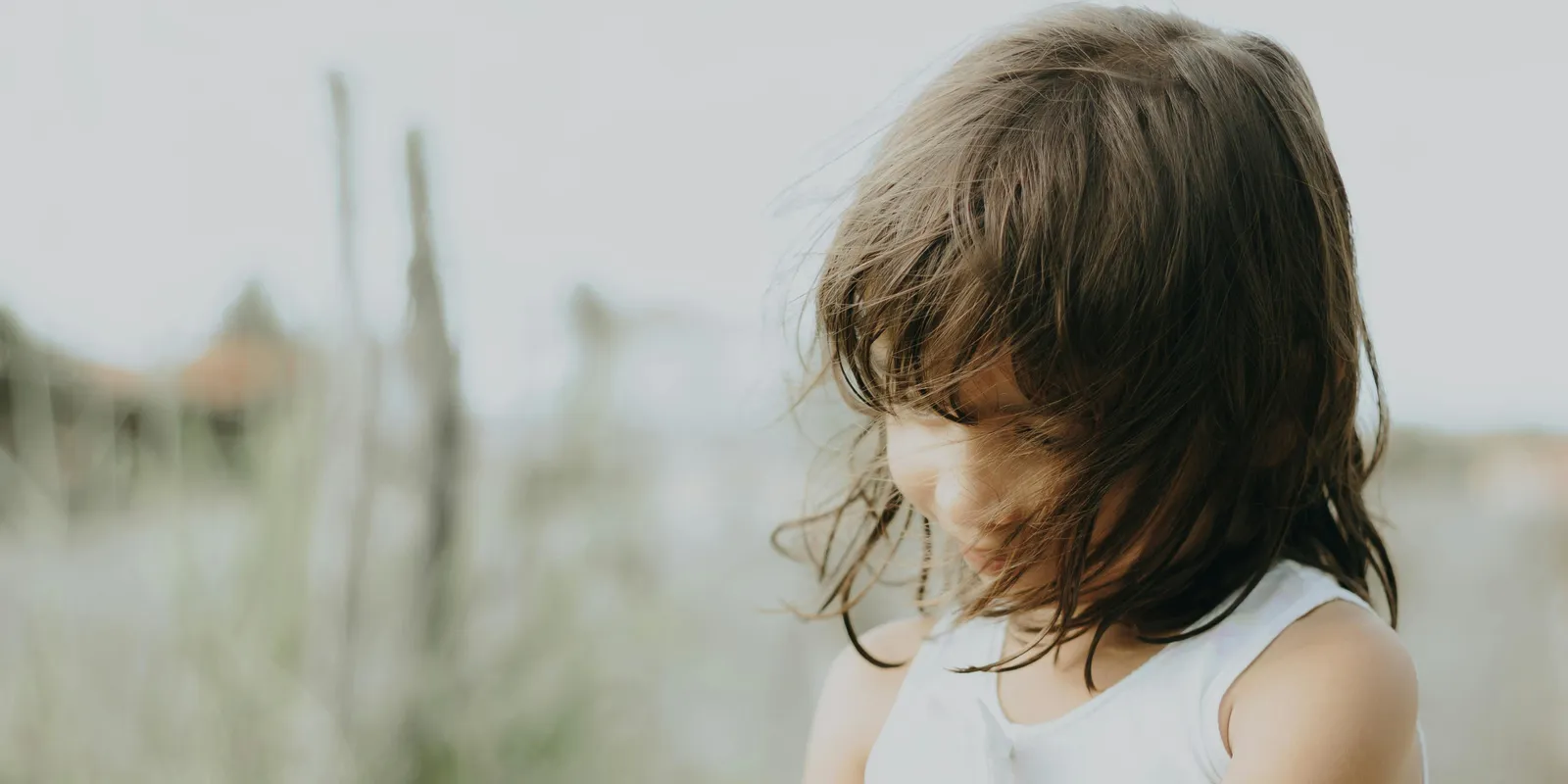 "Rettegünk a napfényes időtől, féltjük a lányunkat"