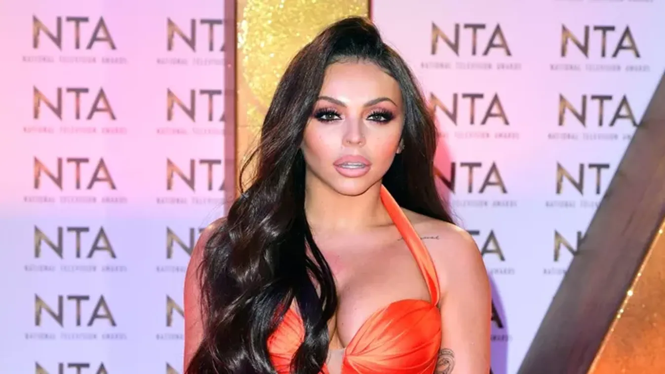 Vérlázító: Jesy Nelson autójával együtt ellopták az ikerlányai orvosi eszközeit