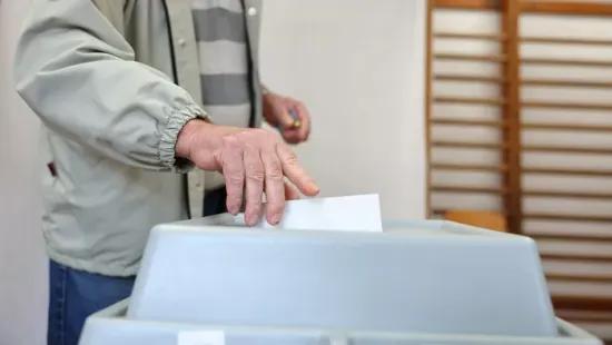 Egy narkós házibulikba járó ember vagy Orbán Viktor vezesse hazánkat?