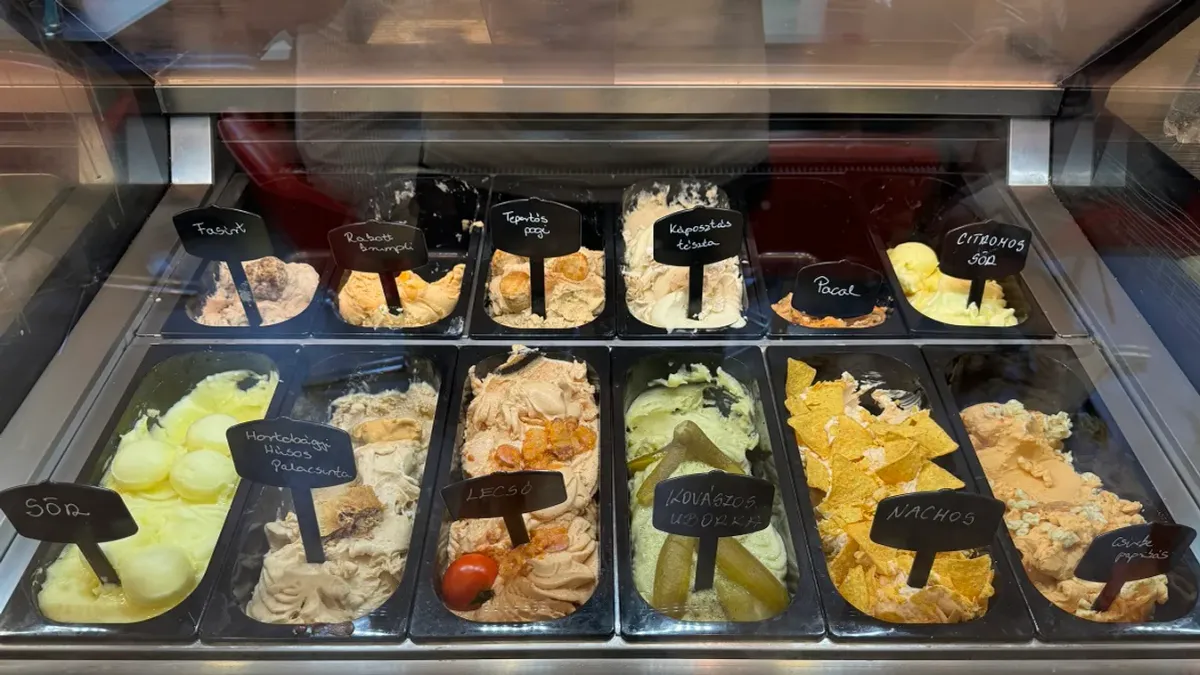 fagylaltok a pultban