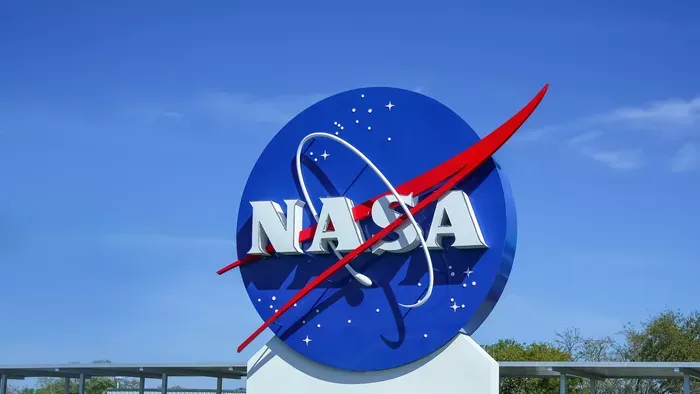 Figyelmeztet a NASA: Hatalmas aszteroida éri el a Napot